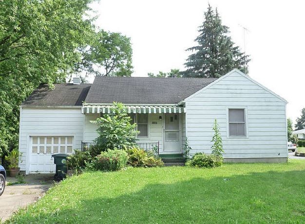 3 br and 1 bath,  full bsmt
