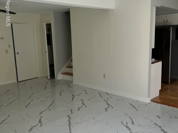 21 Orchard Heights #21, New Paltz, NY 12561