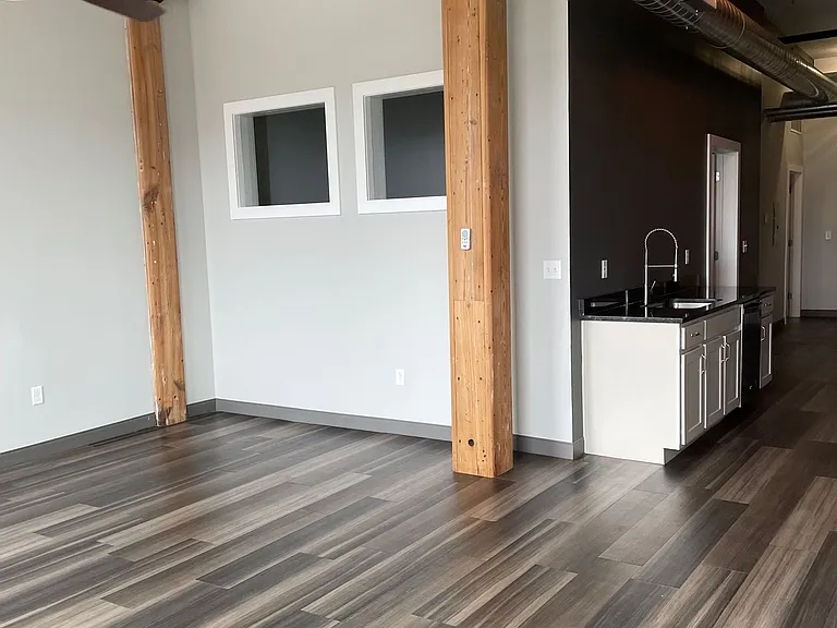 Oak Knitting Mill Apartments Franklin Square Available — Photo 4