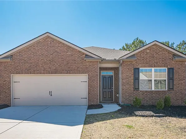 151 Possum Creek Ln, Dallas, GA 30132