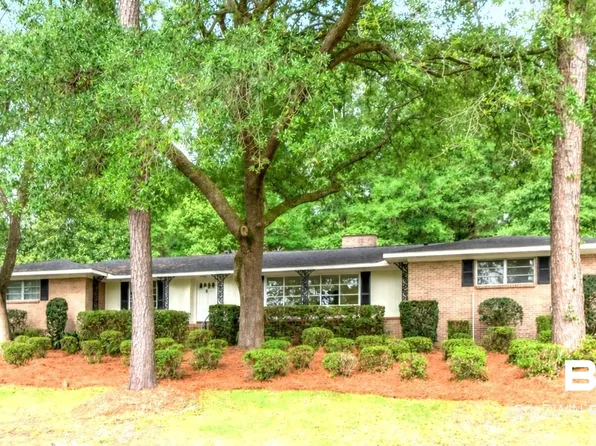 108 Llewelyn Dr W, Mobile, AL 36608