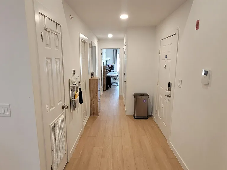 7 Soho Dr #115 — Photo 4