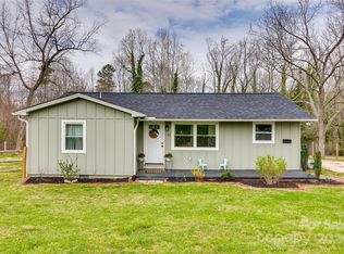 102 Beeran St, Clover, SC 29710