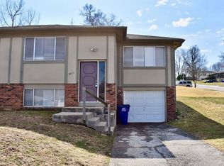 9811 W 52nd St, Merriam, KS 66203