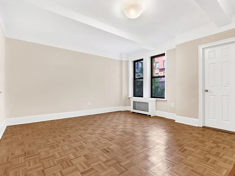 52 Clark St #2O — Photo 3