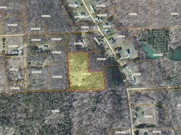 352 McClelland Ln, Franklin, PA 16323