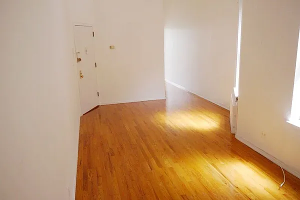 Rented by In Haus LLC | media 16