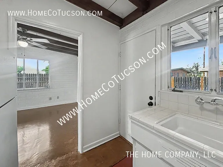 1713 E Adelaide Dr #3 — Photo 12