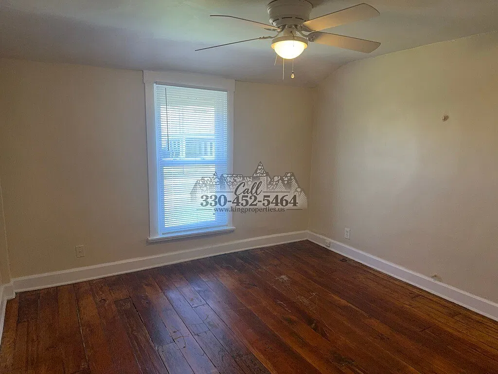Camden - 731 — Photo 3