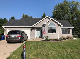 2424 Pine Ct, Van Meter, IA 50261