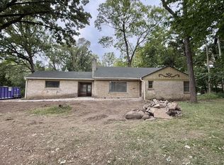 15170 Gebhardt Rd, Elm Grove, WI 53122