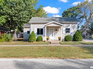 205 W Madison St, Athens, IL 62613