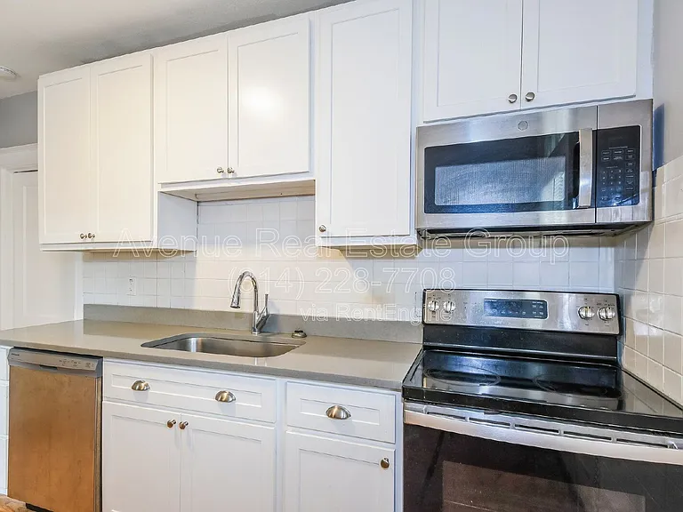 753 Leland Ave #2F — Photo 4