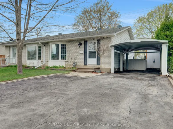 2210 Bickerton Ave, Ottawa, ON K1J 6Y3