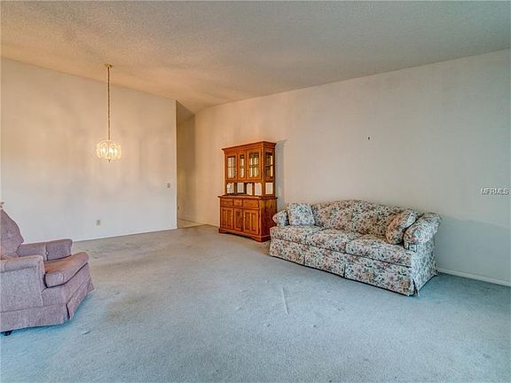 4th image of 2223 Philippine Dr APT 41