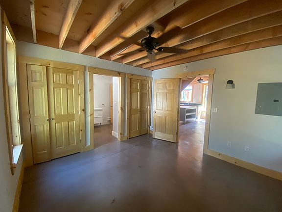 4th image of 52 Main St #3