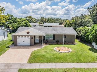 6142 19th St, Zephyrhills, FL 33542