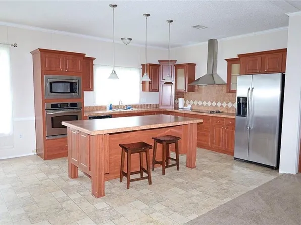 102 S Dennis St, Thibodaux, LA 70301