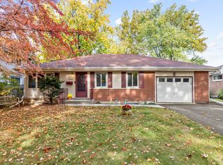 2006 Thornwood Ln, Northbrook, IL
