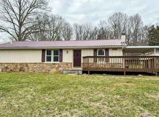 1348 Alberta Jones Rd, Dandridge, TN 37725