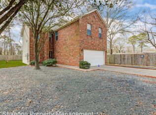 8208 Woodlyn Rd, Houston, TX 77028