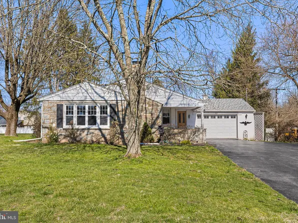 937 S Park Ave, Eagleville, PA 19403