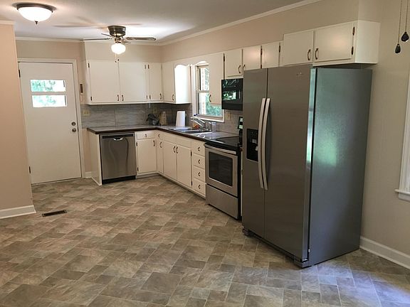 2nd image of 239 Woodbyne Ln