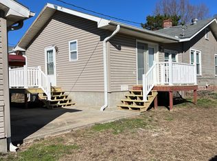 2816 S 24th St, Saint Joseph, MO 64503