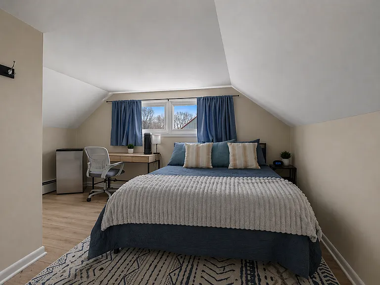 69 Seaver Cir — Photo 12