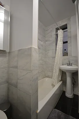 Rented by Bold Marketing | media 33