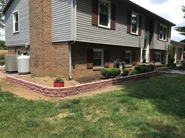 710 Silver Lake Rd, Dayton, VA 22821