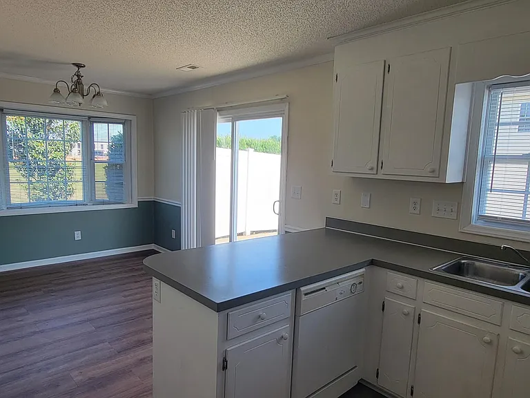 2128 Flagstone Ct #G1 — Photo 6