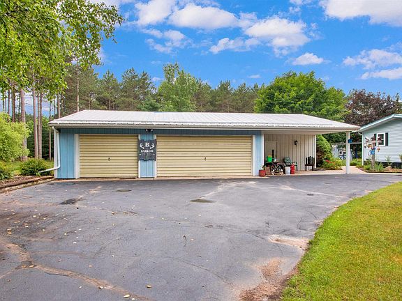 3 Car Garage with Shop and Full Bath