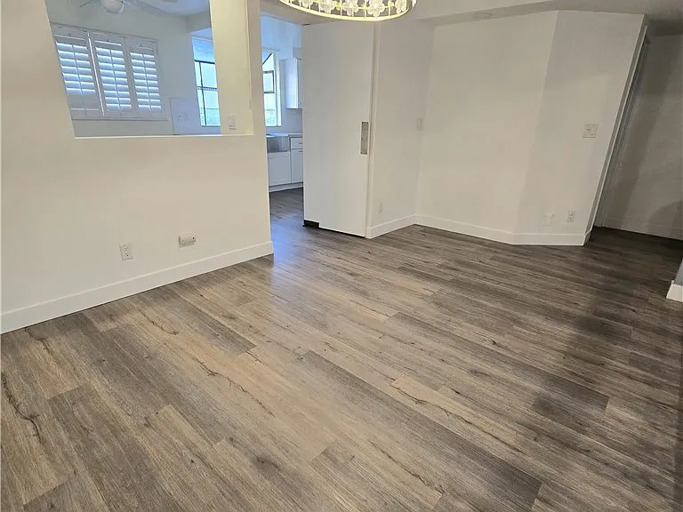 18445 Hatteras St #603 — Photo 6
