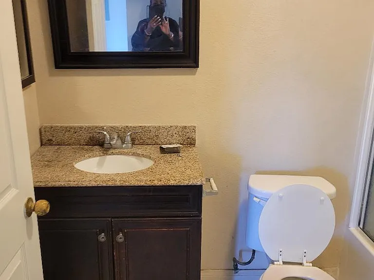 210 W Colden Ave #210 — Photo 5