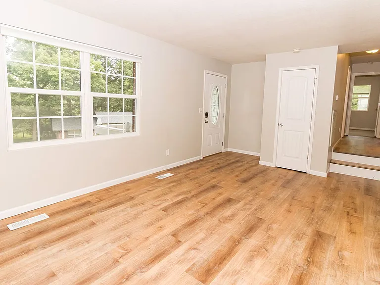 9134 Westminister Circle Dr — Photo 5
