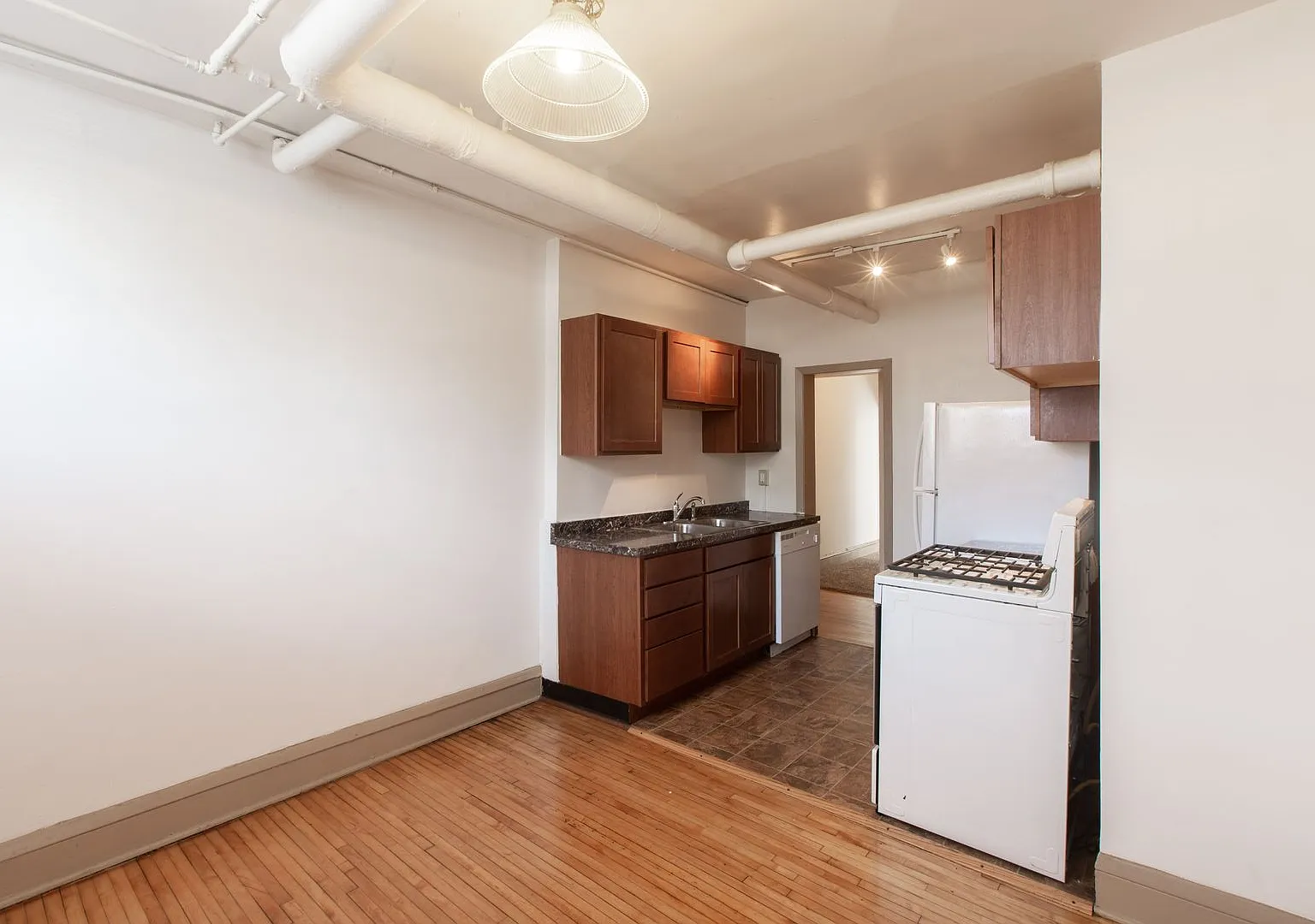 3247 Lyndale Ave S — Photo 4