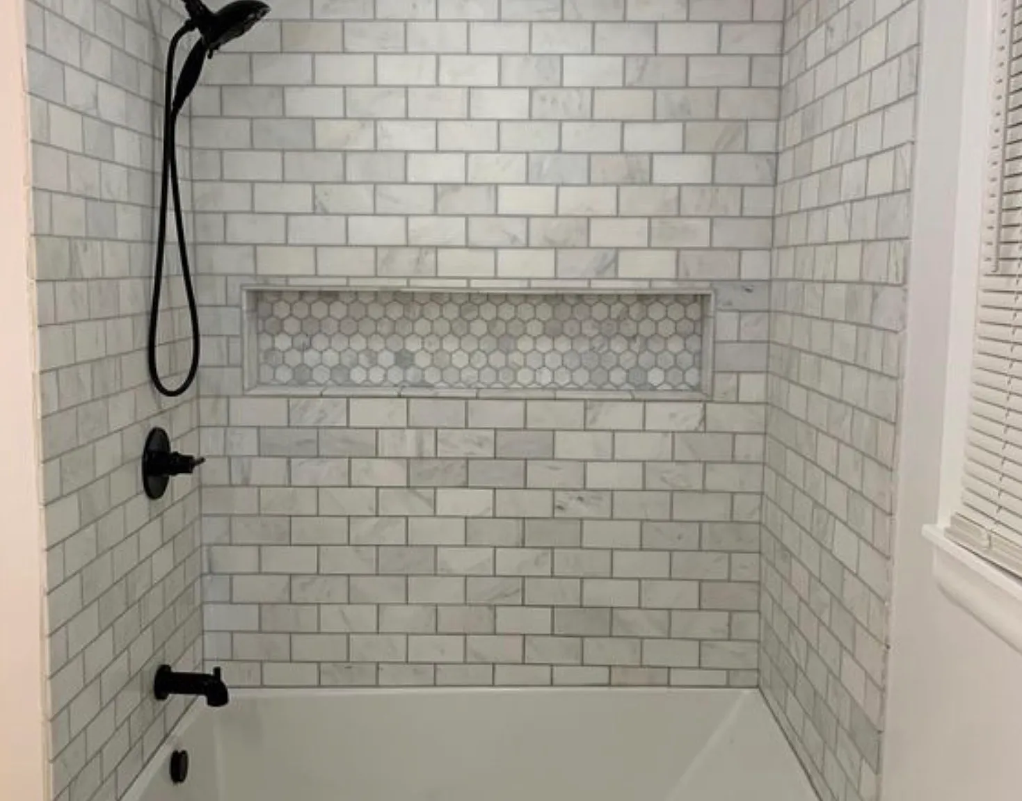 3 bed, 1100 sqft, $3,000 — Photo 3