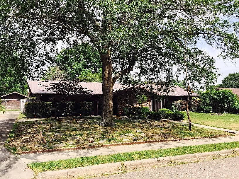1st image of 212 Camelia Ave