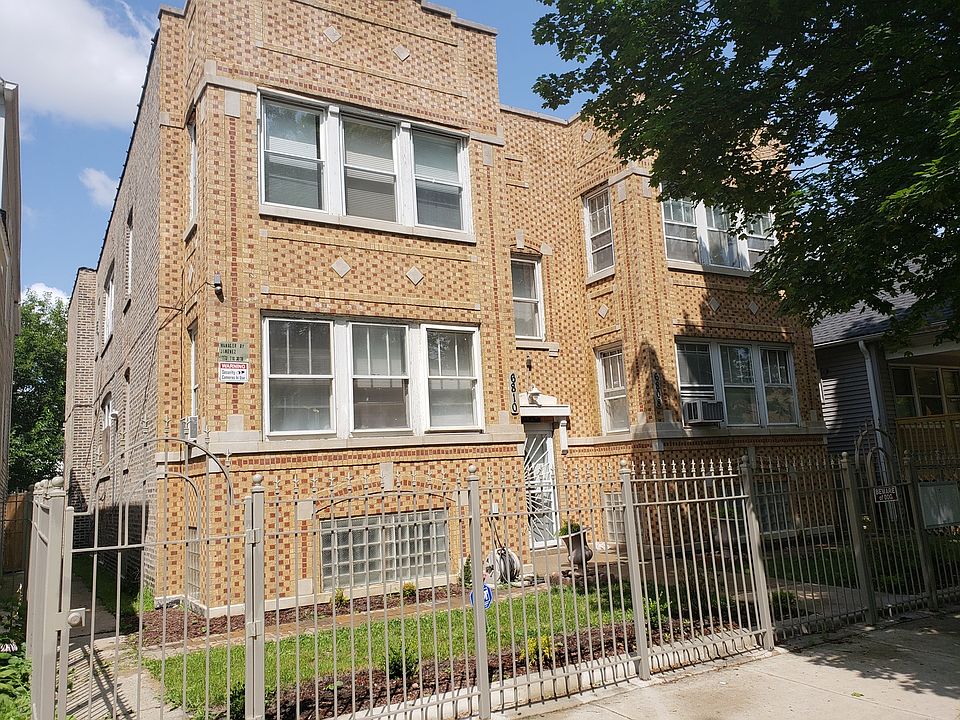 1st image of 6808 S Artesian Ave