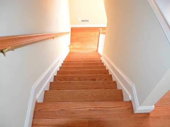 5th image of 119 Washington Ave