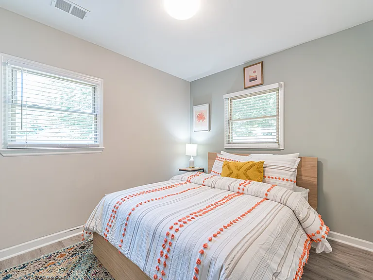 2390 Brackett Rd SW — Photo 28