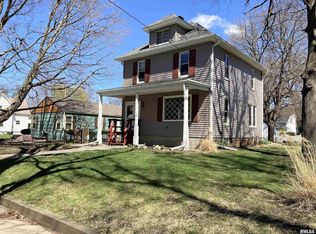 1305 N Cherry St, Galesburg, IL 61401