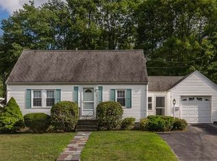 62 Village Rd, Weymouth, MA 02189