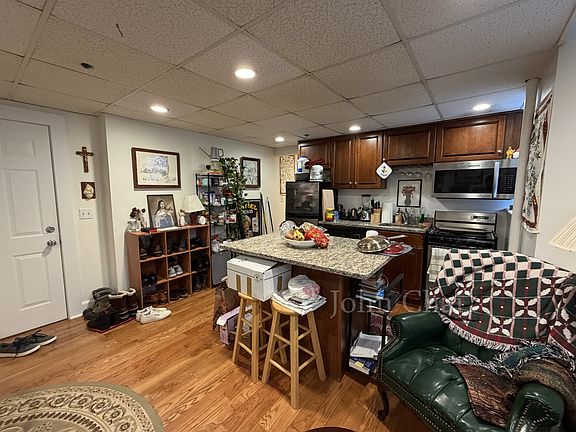5th image of 10 Orkney Rd #D