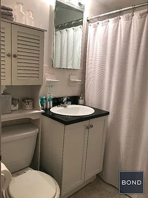 Rented by Bond New York | media 7