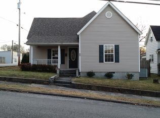 600 N C St, Lenoir City, TN 37771