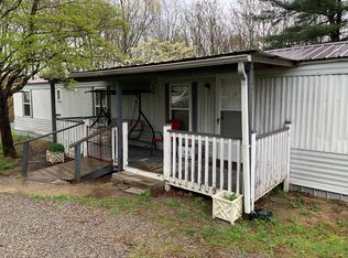 2157 Buckner Rd, Monterey, TN 38574