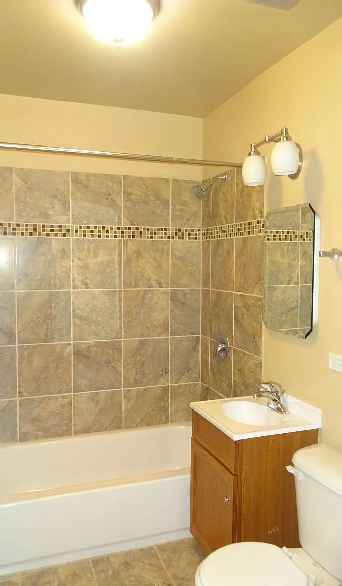 2 bed, 1500 sqft, $1,600 — Photo 3