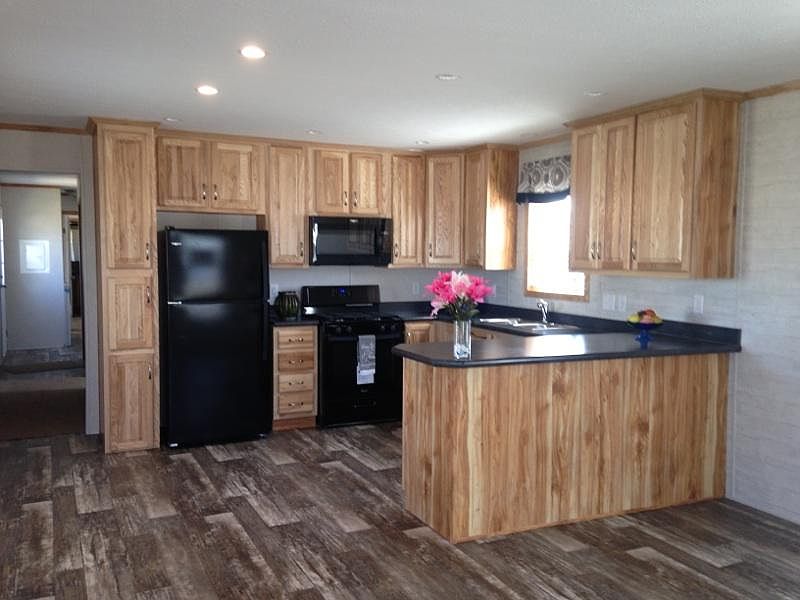 1st image of 1344 Elaine Dr #173